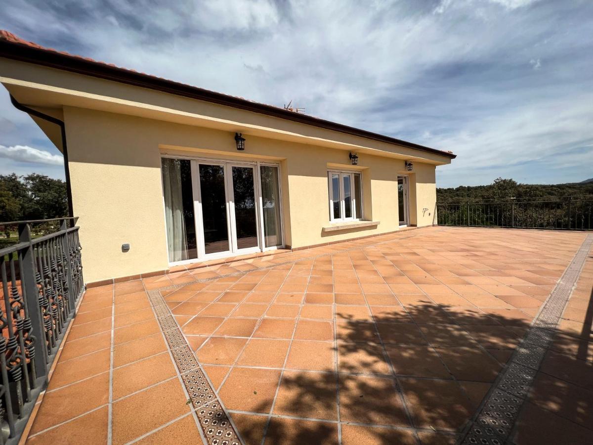 Adorable chalet en finca privada de 3 hectáreas Villa La Iglesuela Exterior foto