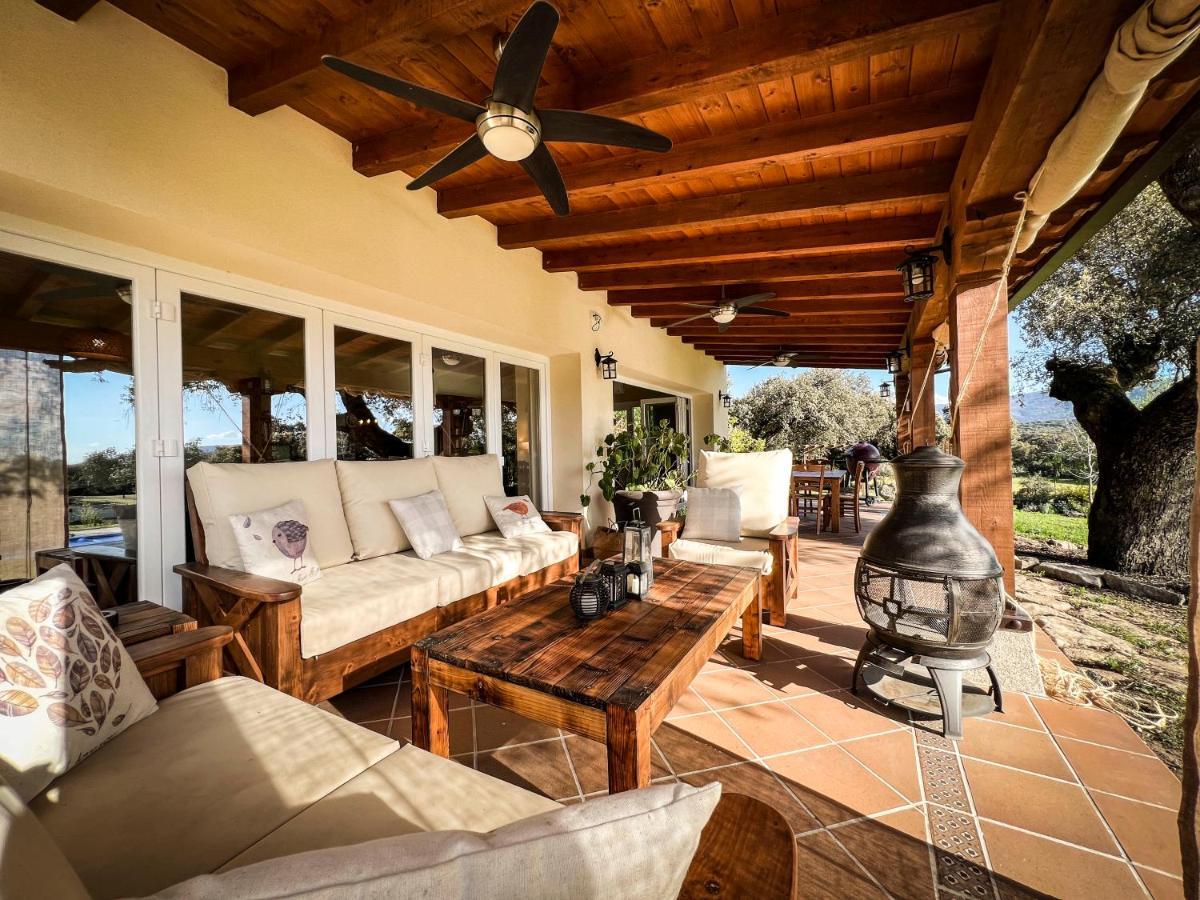 Adorable chalet en finca privada de 3 hectáreas Villa La Iglesuela Exterior foto